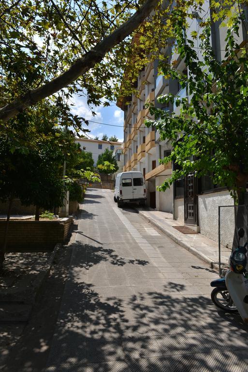 Mideia Ξενοδοχείο Λειβαδιά Εξωτερικό φωτογραφία